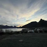 Hostal Camp Mefjord