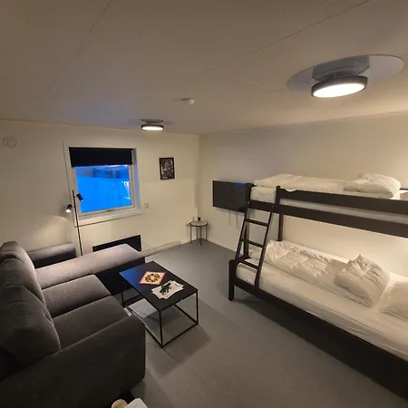 Camp Mefjord Senja