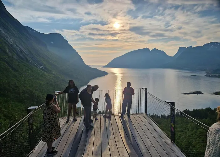 Camp Mefjord * Senja